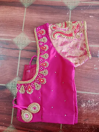 5 Star GROUPS LADIES CORNER AARI METERIAL SHOP